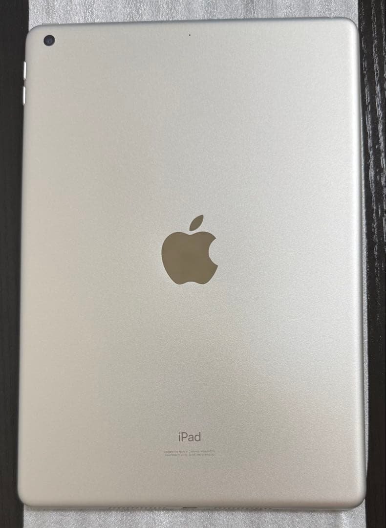 iPad 第8世代 32GB シルバー Wi-Fi バッテリー81%