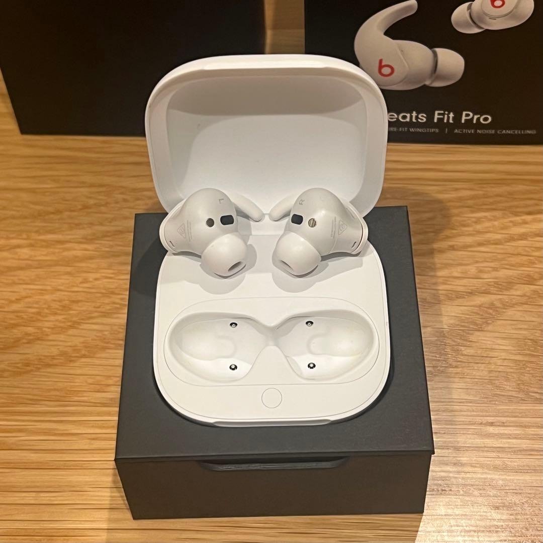 【かい】Beats Fit Pro ワイヤレスイヤホン ホワイト