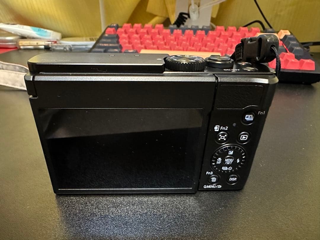 Panasonic Lumix コンパクトデジタルカメラ　DC-TZ99