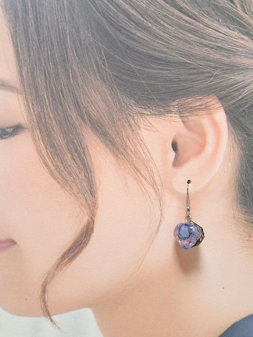 鬼灯（にじみ絵風) 　ピアス　イヤリング（ハンドメイド）