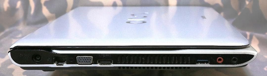 【中古品】SONY 14インチノートPC SVE141D11N（676）